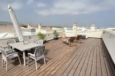 Image de Penthouse de luxe de 3 chambres pour 6 personnes avec piscine, garage et gymnase