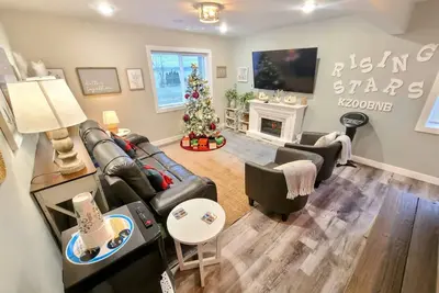 Image de 2023 Built Lake Home w/ beach, arcade & huge deck