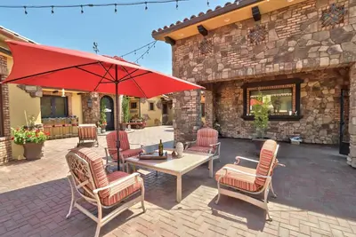 Image de Panoramic Vineyard Views Temecula Casita, Minutes from Wine Tasting, on 12+ Acres, Outdoor Fireplace