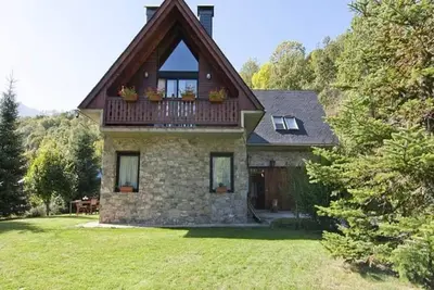 Image de Demeure moderne avec sauna et jacuzzi Ă Vielha
