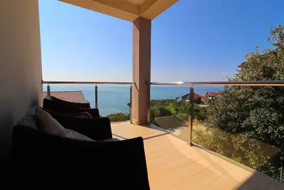 Image de Charmante maison de vacances Ă Cara avec piscine