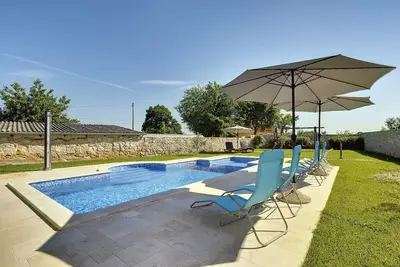 Image de Maison Vodnjan avec Piscine Privée