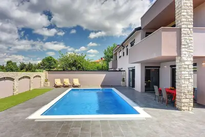 Villa à Valbandon près des plages Fažana