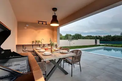 Image de Villa moderne avec piscine