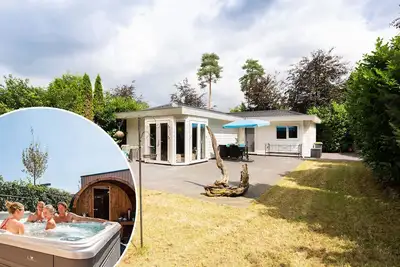 Image de Chalet confortable avec sauna extérieur
