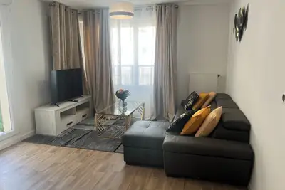 Image de Appartement Neuf avec 2 Chambres au coeur de la ville