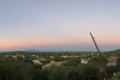 Image de Promotion dernière minute! Maison en bois avec piscine en campagne
