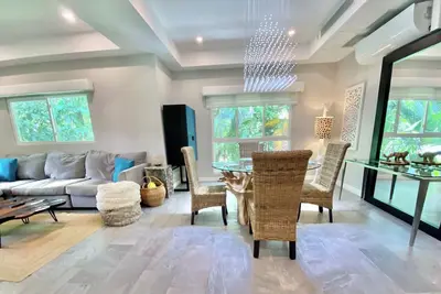 Image de Pura Vida Boho Beach Penthouse Dream