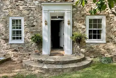 Image de Historic house in Upperville! Wineries, equestrian events, great location!