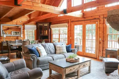 Image de Lakeside Cabin Retreat: Waterfront, Near Colby College, Waterville & Augusta