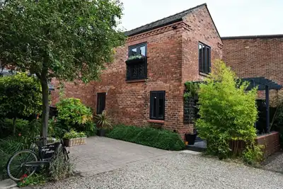 Image de High Quality Fully Equipped Private Detached Luxury Home With River Views