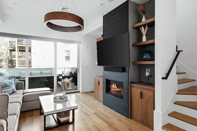 Image de Luxury furnished rental with ocean and city views