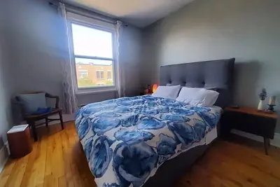 Image de Beautiful 2 bedroom with 2 balconies\n5min to subway and Wellington St\n👣🚇🏖🥂🚲