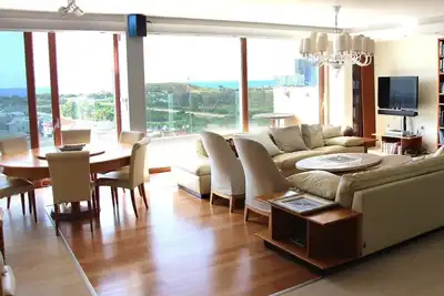 Image de Stunning Sea View Penthouse Duplex: Unmatched Elegance with Breathtaking Views