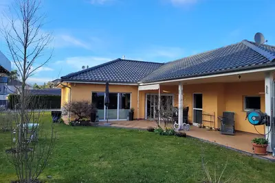 Image de Disabled-friendly detached house near the lake/15min Ber, 35min Potsdamer Platz