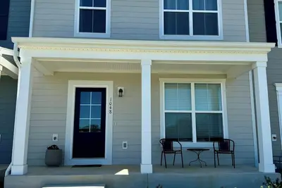 Image de New Townhome 3 miles from Virginia Tech campus and downtown!