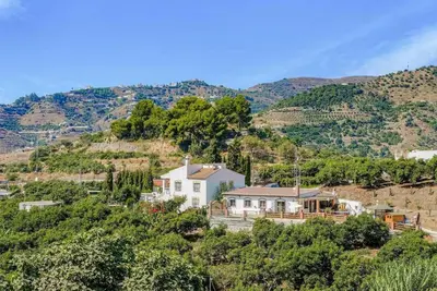 Image de Villa Tinao - Trois Chambres Villa, Couchages 6