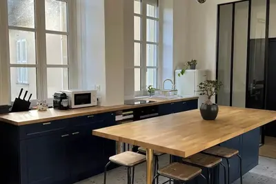 Image de Bright Apt 750 sq ft in Bayeux historic center w Pkg