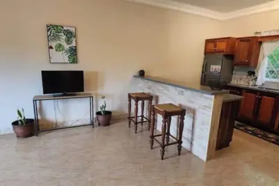 Cozy One Bedroom units with gorgeous views! Apt 4