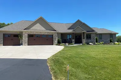 Image de Plan for Eaa! Executive ranch, only 13 miles away