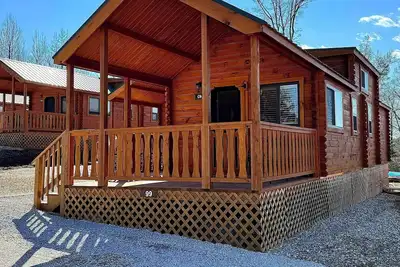 Cozy Cabin with Private Resort Amenities: Walking Distance to Lake James