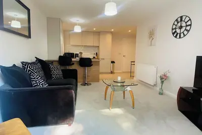 Image de Two Bedroom Ground Floor Apartment With Parking in Bournemouth Town Centre