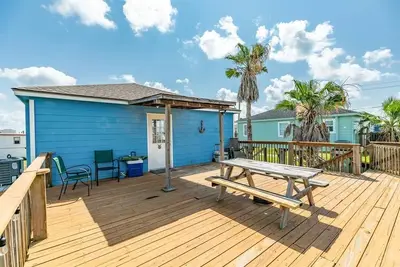 Image de Perfect Charming Beach Cottage Meets Simple Coastal Living - Dog Friendly!