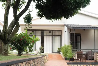 Image de 3 Bedroom Modern House in a Quiet and Safe Neighborhood