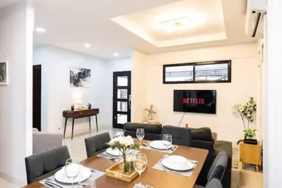 Image de 3bd Lux City Oasis Las Pinas\n