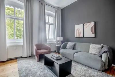 Image de Amazing Friedrichshain 2br, nr Boxhagener Platz, by Blueground