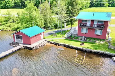 Image de J&B Lake House: Your Chateaugay Lake Retreat