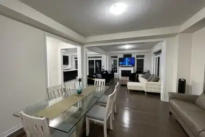 Image de Vrbo Awaits You Booking 6 Bed 3. 5 Bath Beautiful Property - Fun | Love| Friends