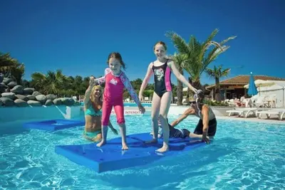 Image de M. H tout confort avec vélos camping siblu 5*