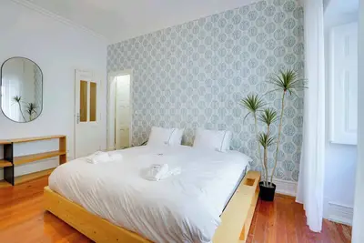 Image de Family Comfort in Principe Real Ac and Parking