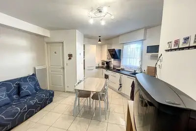 Image de Appartement cosy à Granville, proche plage pour 2 personnes avec WiFi et parking