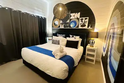 Image de Retro Hidden Gem 10 mins to Wineries