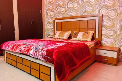 Rental flats & apartment, nearby airport Solanki residency