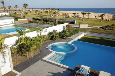 Image de Tranquility Beachfront Villa