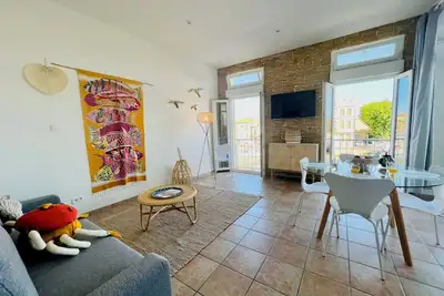 Image de Terrasse du Port – Vue canal, plage à pied