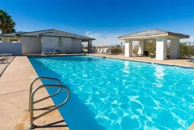 Image de Classy River Oasis