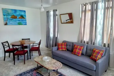 Image de Comfortable, local home with A/C and private verandah