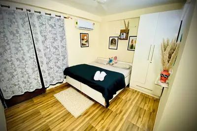 Image de Private apartment with movie theatre
