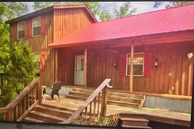 Image de Unique secluded cabin just minutes from the beautiful Buffalo River! ! !