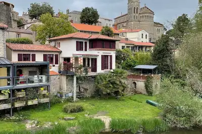 Image de Maison Cosy au Pied du Chateau