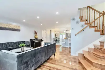 Image de Stunning Remodeled w/ 5br & 3ba