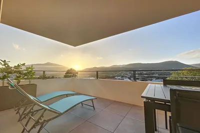 Image de Appartement central, très belle vue dégagée