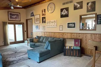 Image de Cozy Home in the heart of the Prairie