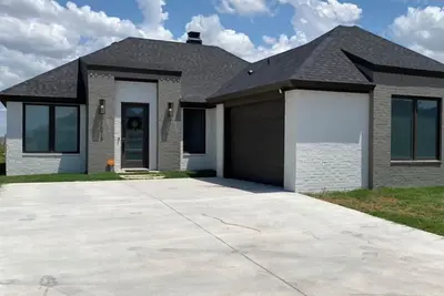 Image de Country Chic only 10 minutes away from Ttu. \nPet friendly!