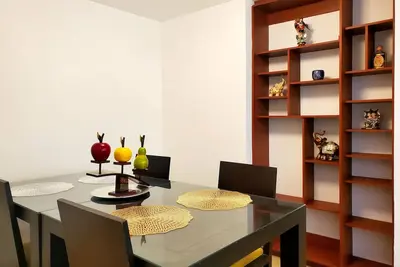 Image de Cómodo departamento para parejas y familia, en el centro financiero de Quito.