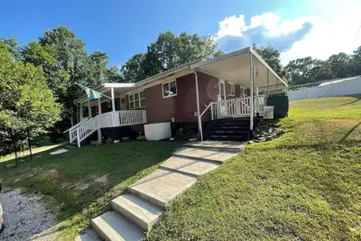 Image de Secluded ranch home